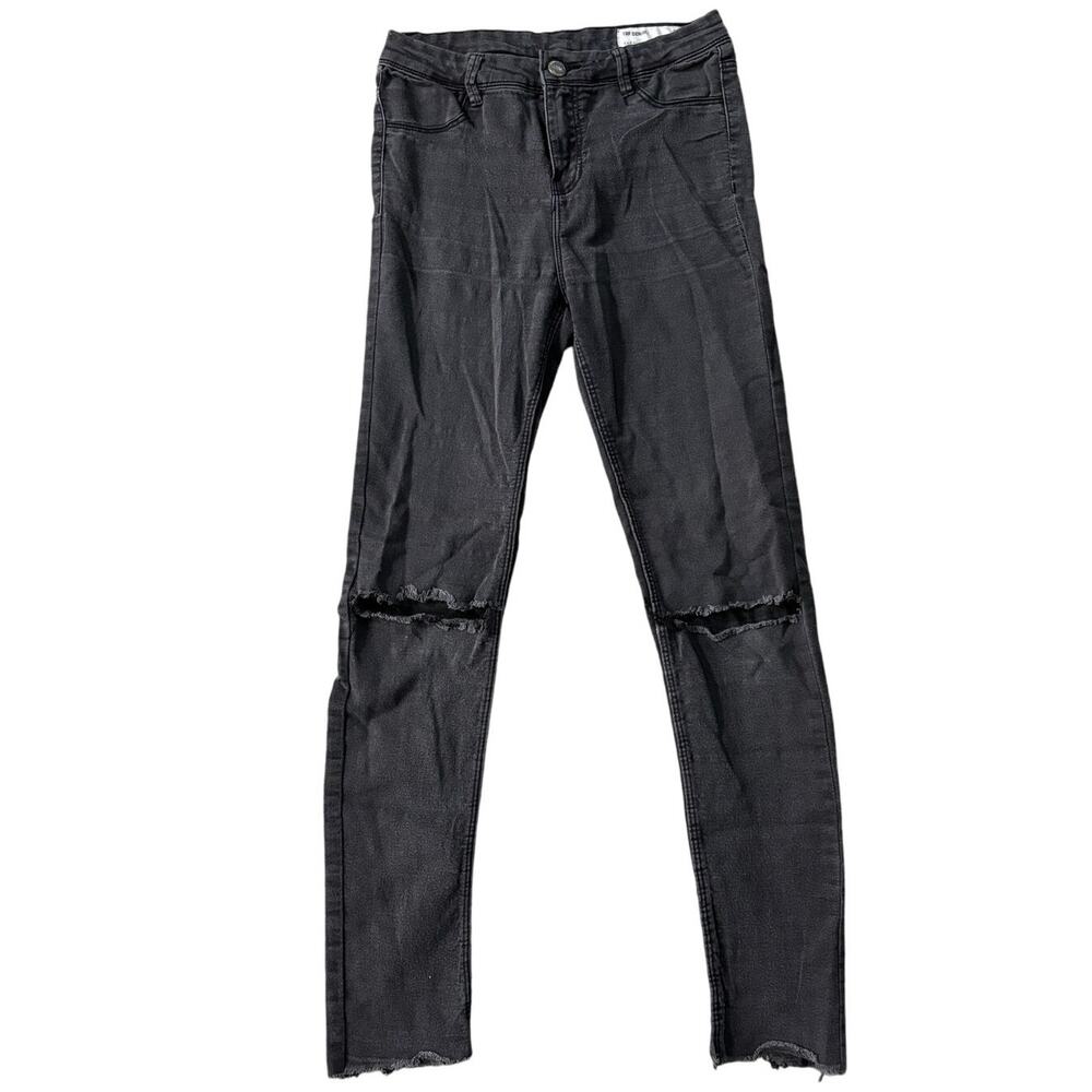 Classic black Zara skinny jeans with knee distressing 🖤✨ - Size 2